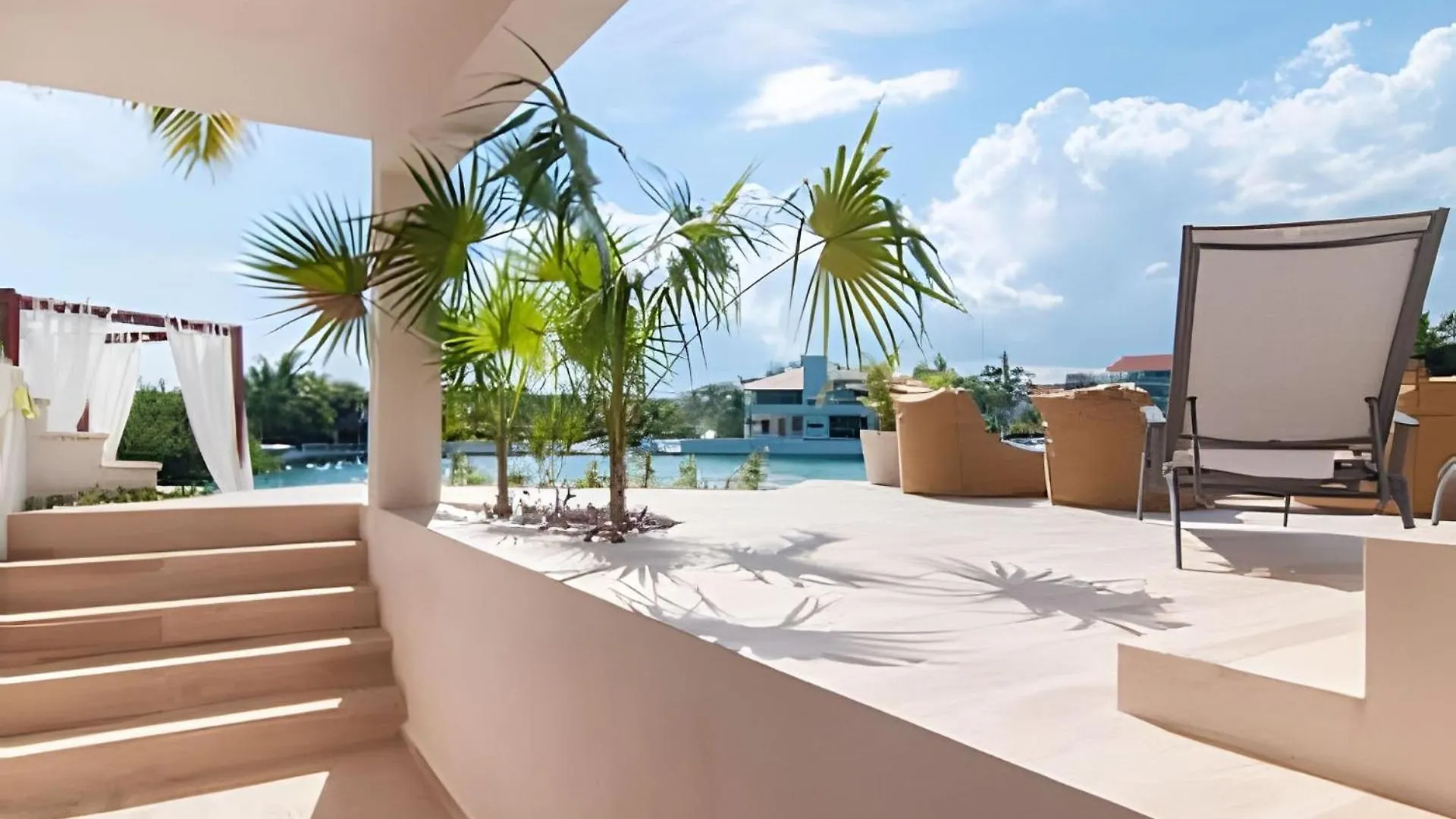 Casa La Torre, Luxury Private Oceanfront Villa Puerto Aventuras Mexiko