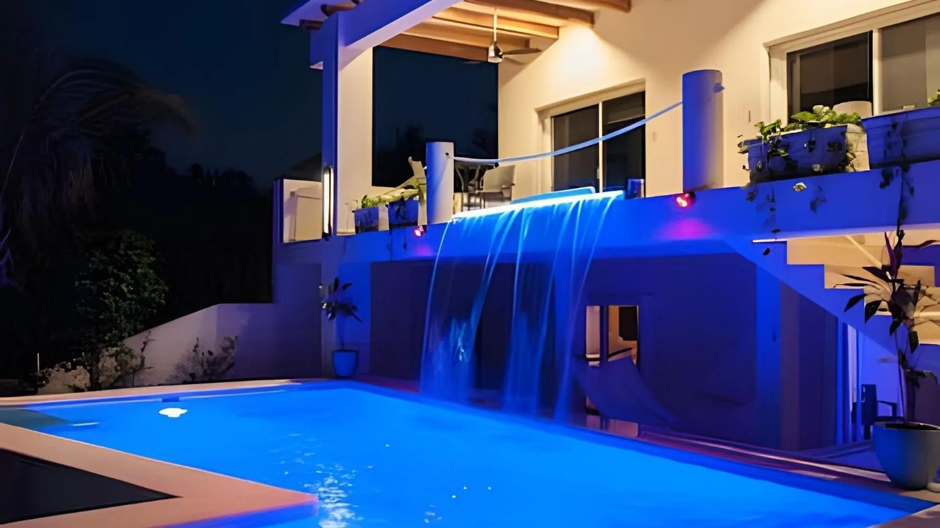Casa La Torre, Luxury Private Oceanfront Villa Puerto Aventuras