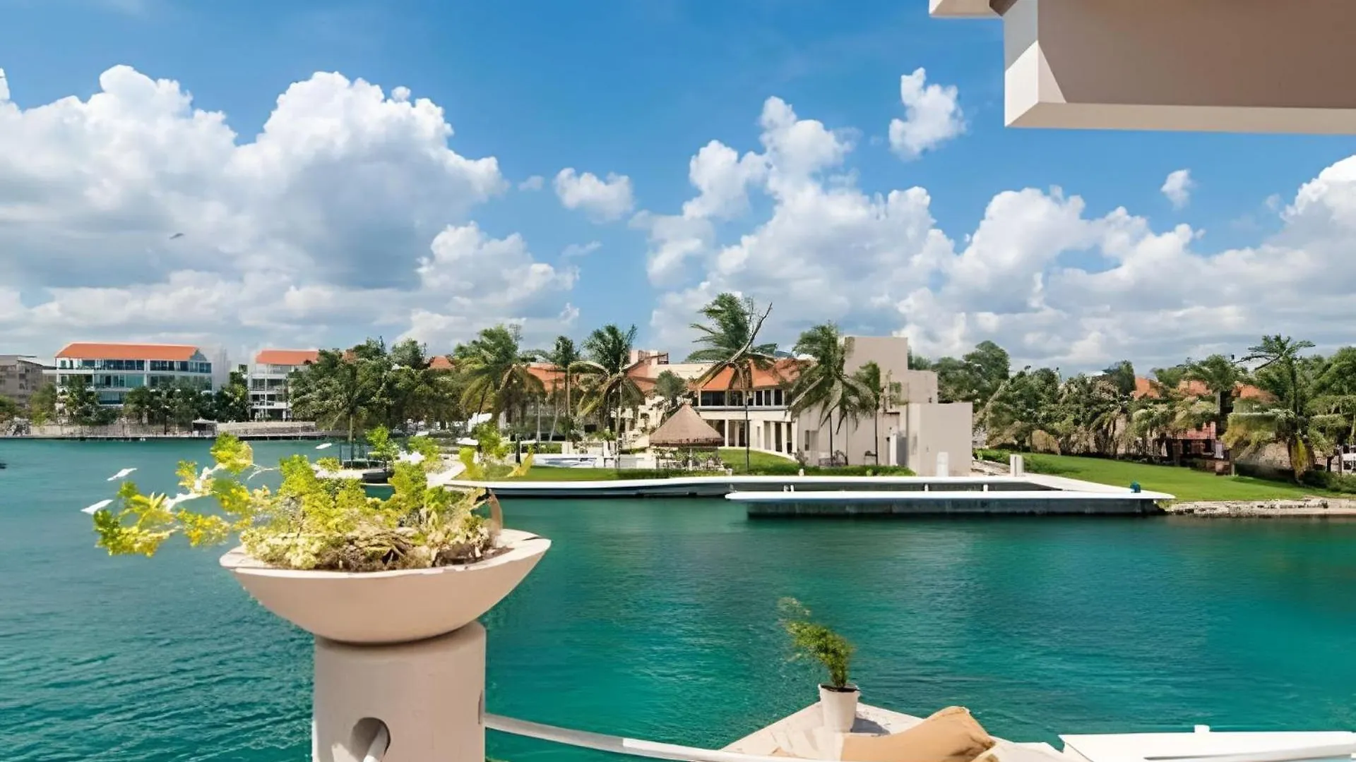 Casa La Torre, Luxury Private Oceanfront Villa Puerto Aventuras